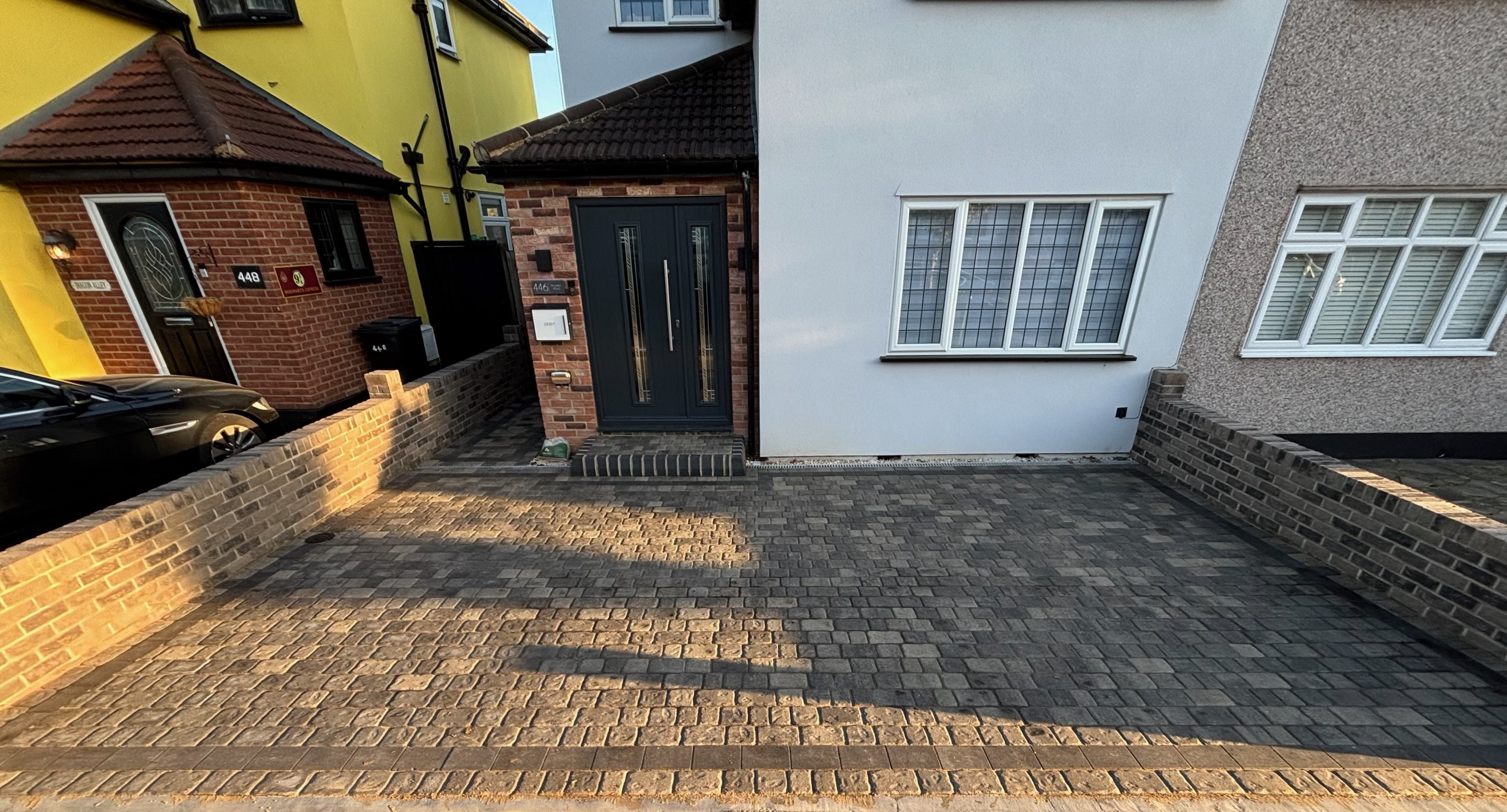 Regatta Trio Block Paving with Ashingdon Grey Walls finished photo 2