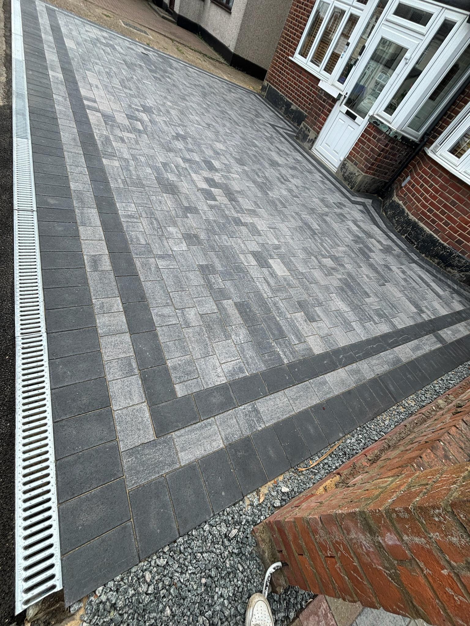Silver Grey BarleyStone Block Paved Driveway finished photo 4